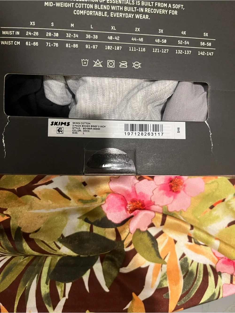 NWOT SKIMS Mens Boxer Briefs Bundle in Black and Light Gray read description
